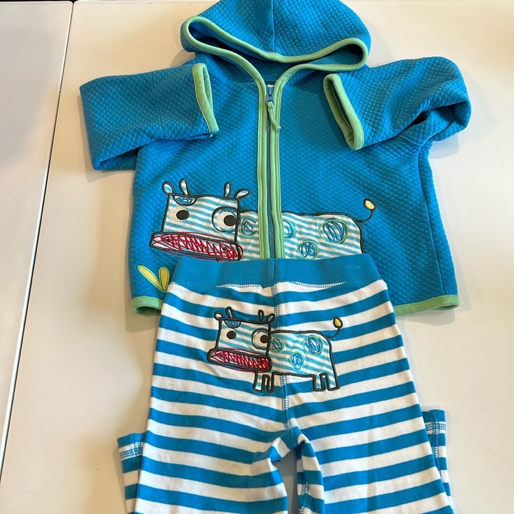 Hanna Andersson - 80, blue and white “cow” set‎